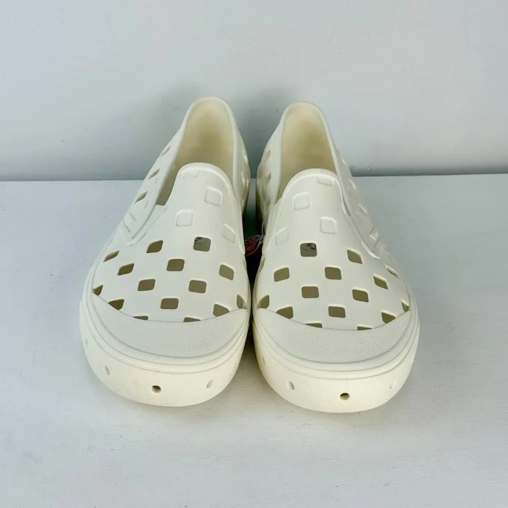 Men's 12 Women's 13.5 Vans Slip-On Mule TRK Sneakers Water Shoes - Marshmallow